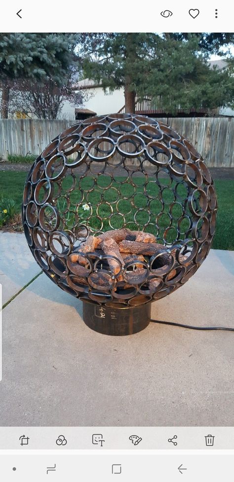 Metal Garden Furniture, Welding Crafts, Custom Fire Pit, Fire Pit Ideas, Outdoor Fire Pit Designs, Metal Fire Pit, Summer Patio, Welding Art Projects, Ring Of Fire