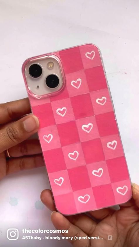 Artsy Phone Cases, Phone Case Diy Paint, Diy Phone Case Design, ليلو وستيتش, Diy Iphone Case, Diy Gift Set, Collage Phone Case, Diy Mobile, Phone Case Ideas