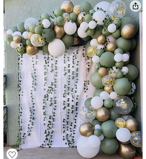 Safari Balloons, Green Balloon Garland, Safari Balloon, Sage Green Baby Shower, Diy Retro, Grad Party Decorations, Green Baby Shower, Gold Birthday Party, Green Balloon