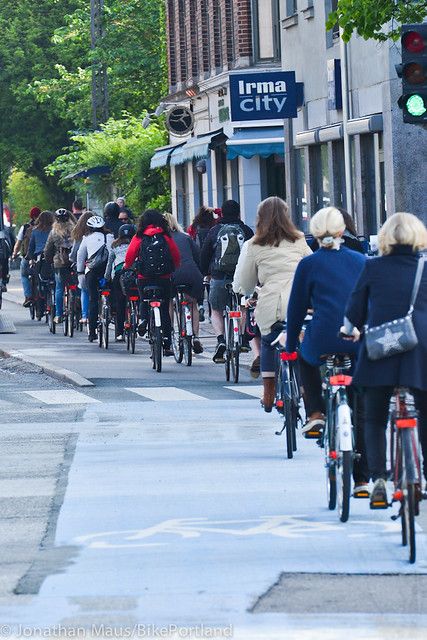 Copenhagen Bike, Benefits Of Bike Riding, Social Boundaries, Car Traffic, Danish Culture, Bicycle Travel, Commuter Bicycle, Urban Bike, Cycle Chic