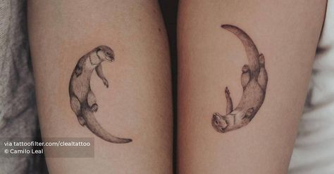 Otter Couple Tattoo, Matching Otter Tattoos, Otter Tattoo Simple, Otter Tattoos, Otter Tattoo, Micro Realism, Tattoos 2023, Rat Tattoo, Tattoos Matching