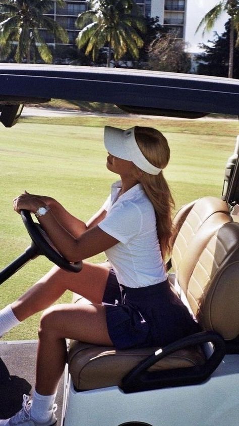 Golf Cart Girl Aesthetic, County Club Aesthetic, Golf Aesthetic Black Woman, Old Money Country Club Aesthetic, Golf Asethic Women, Golf Old Money Aesthetic, Old Money Golf Outfits Women, Old Money Golf Aesthetic, Country Vs Country Club Outfits