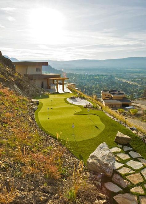 Forbes: Inside The Doors Of 8 Gorgeous Golf Course Homes  Every golfer can appreciate each one of these homes, and is sure to add it to their list of dream homes! Miniature Golf Course, Golf Simulators, Golf Design, Resort Design, Landscape Designs, Paint Colors For Living Room, Modern Landscaping, Play Golf, Backyards