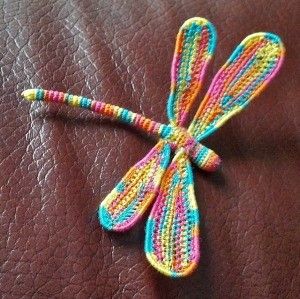 Free #crochet dragonfly patterns! <3 from Mooglyblog.com Dragonfly Patterns, Crochet Dragonfly Pattern, Crochet Dragonfly, Crochet Embellishments, Confection Au Crochet, Crochet Butterfly, Crochet Motifs, Crochet Flower Patterns, Crochet Applique