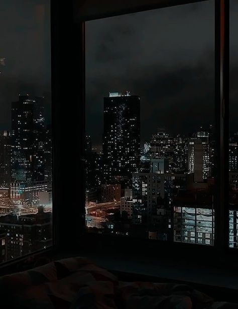 The City At Night, Wallpaper Estetika, Apartment View, Bg Design, City At Night, Dark City, Dark Paradise, Nyc Life, City Vibe