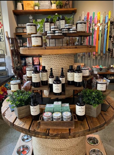 Vendor Store Displays, Store Setup Display Ideas, Anthropologie Candle Display, Boutique Candle Display, Wood Boxes Decoration, Aromatherapy Store Design, Herbalist Vendor Booth, Holistic Boutique Ideas, Business Expo Table Set Up