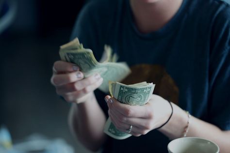 10 Unconventional Ways To Save Money (That Don't Involve Ibotta) Ilmu Ekonomi, Budget Planer, Robert Kiyosaki, Warren Buffett, Start Ups, Personal Loans, Student Loans, Credit Score, Ways To Save Money