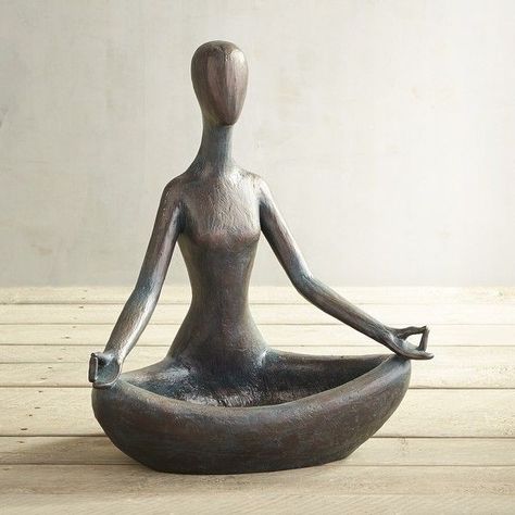 Yoga Woman, Clay Planter, Yoga Decor, Sculpture Art Clay, Outdoor Garden Decor, Sculpture Metal, Pottery Sculpture, Clay Art Projects, Ceramics Ideas Pottery