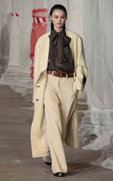 Fashion Show Design, Spring Summer 2024, Wool Blend Coat, Scarf Design, Winter 2023, 2024 Collection, Womens Fall, Summer 2024, Moda Operandi