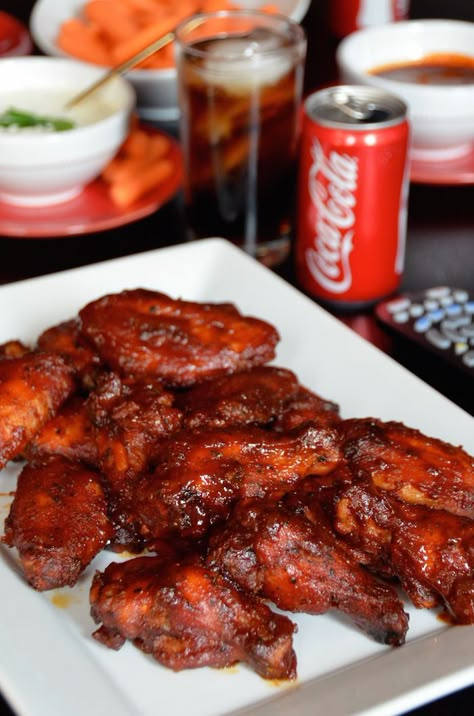 Chicken Wings With Coke, Coca Cola Chicken Wings, How To Make Wings, Coca Cola Chicken, Best Chicken Wing Recipe, Braised Chicken Breast, Cola Chicken, Wing Sauce Recipes, Kek Lapis