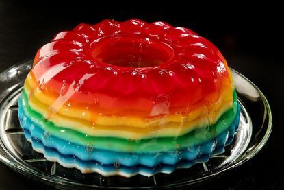 Why you should be bringing Jell-O to your next party (alcohol and holograms optional) - Los Angeles Times Ribbon Jello, Jello Mold Recipes, Gelatin Dessert, Jello Desserts, Jello Mold, Rainbow Ribbon, Jello Molds, Root Beer Float, Jell O