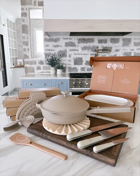 There’s something about getting new pans, especially pretty ones! Our Place has a huge selection of cookware, tableware, and kitchen tools. Our Place Cookware, Our Place Always Pan, Always Pan, Farmhouse Contemporary, Make Pasta, Modern Shabby Chic, Pasta Carbonara, Carbonara Pasta, Stone Backsplash