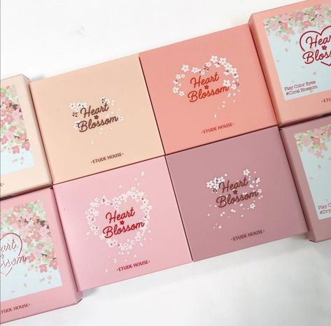 Cute Packaging Ideas, Flower Knows, Makeup Package, Cosmetic Packaging Design, Lace Made, Fashion And Makeup, Etude House, Skin Care Routine Steps, Dr Closet