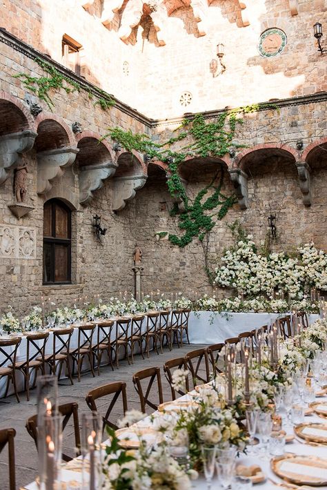 Stunning outdoor Italian destination wedding reception at Castello Di Vincigliata in Florence, Italy. Dream turned reality by Planner- Exclusive Italy Weddings, Florist- La Rosa Canina and Photographer- 5ive15ifteen Photo Company. Old Italian Wedding, Wedding Astethic, Ruin Wedding, Wedding Dress Italian, Traditional Italian Wedding, Rustic Italian Wedding, Italian Villa Wedding, Tuscan Inspired Wedding, Tulle Overskirt