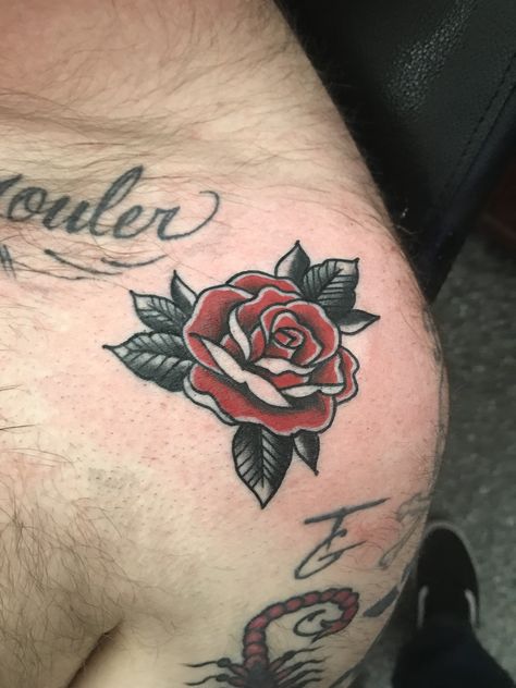 American Traditional Red Rose tattoo Red Rose Traditional Tattoo, Traditional Rose Tattoo Men, Red Rose Tattoo Men, Trad Rose Tattoo, American Traditional Rose Tattoo, Rose Tattoo Ideas For Men, Traditional Tattoo Rose, Rose Tattoo Traditional, American Traditional Rose