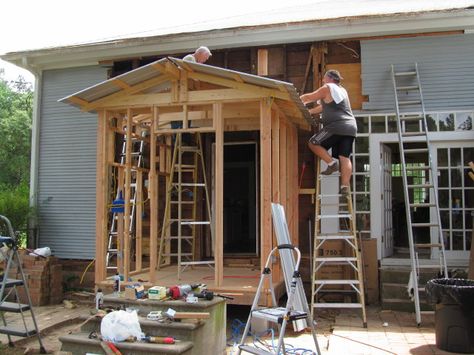 Add mudroom to split level entry for storage and less cramped feel Mudroom Addition Exterior, Mud Room Addition, Split Entry Remodel, Raised Ranch Remodel, Mudroom Addition, Split Entry, Split Foyer, Mud Room Entry, Porch Addition