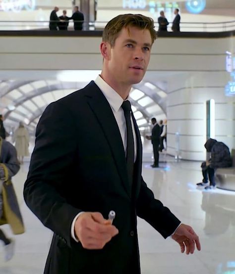 Mib International, Chris Hemsworth, The Movie, Happy Places, Black Men, Suit Jacket, Black