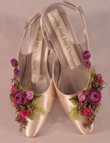 Shoes With Flowers, Fairy Shoes, Boho Shoes, Flower Shoes, Bridal Heels, Wedding Boho, Floral Shoes, Decorated Shoes, Fabulous Shoes