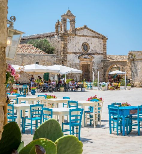 The small and picturesque square of Marzamemi, near Noto, in the southern Sicily, Italy. #marzamemi #italia #italy #sicilia #sicily #noto… Southern Sicily, Sicily Noto, Italy Photography, Sicily Italy, Sicily, Ferry Building San Francisco, Travel Destinations, Dolores Park, Around The Worlds