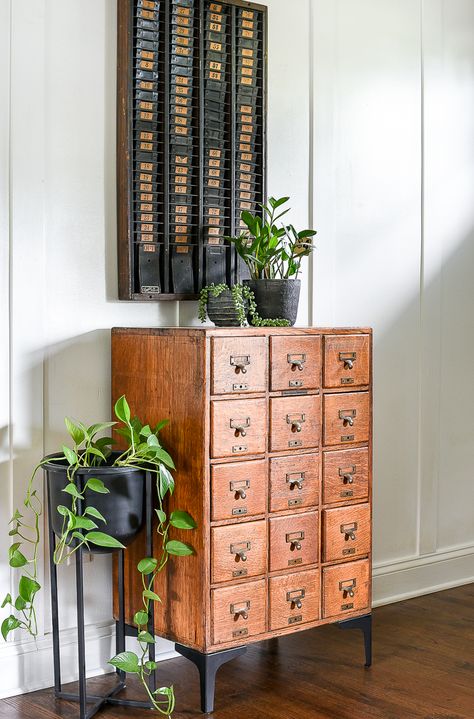 Card Catalog Repurposed, Library Card Catalog Cabinet, Update Furniture, Card Catalog Cabinet, Vintage Furniture Antique, Diy Furniture Repurpose, Studio Build, Antique Drawers, Furniture Repurpose