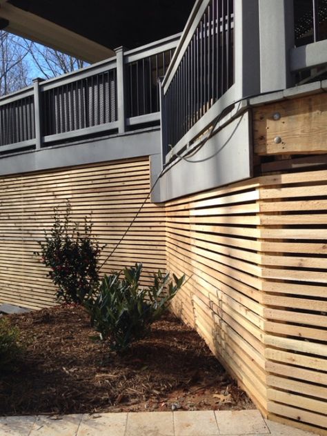 Deck lattice | Contractor Talk - Professional Construction and Remodeling Forum Deck Skirting Ideas, Skirting Ideas, Deck Skirting, Backyard Patio Deck, Deck Storage, Patio Deck Designs, Cozy Backyard, Backyard Pergola, Lan Can