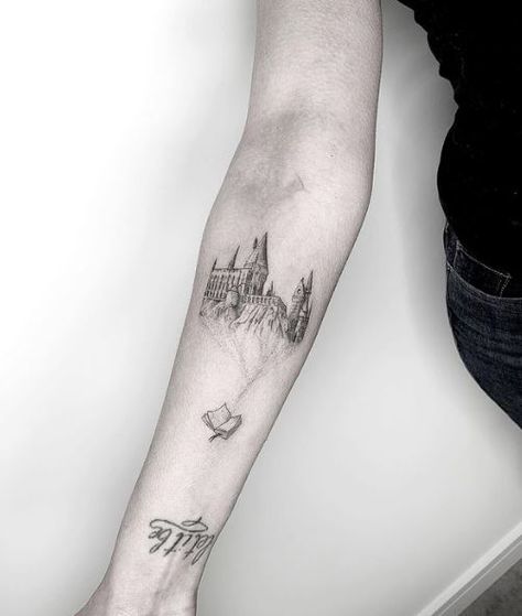 Irish Castle Tattoo, Long Live Tattoo, Live Tattoo, Castle Tattoo, Small Castles, Irish Castles, Fantasy Tattoos, English Castles, Scottish Castles