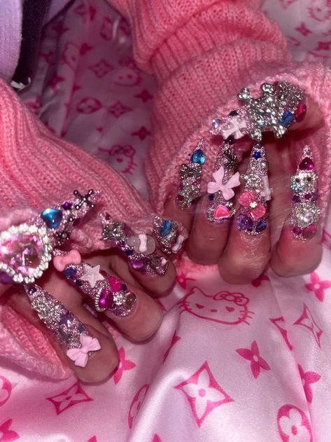 Long Gyaru Nails, Xl Junk Nails, Stiletto Junk Nails, Xl Long Nails, Gyaru Nails Long, Long Junk Nails, Decora Nails, Stiletto Nails Long, Xl Nails