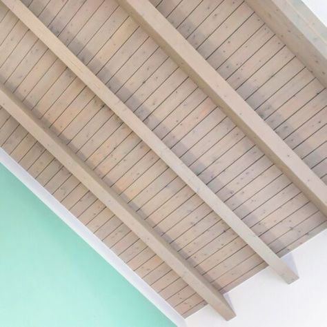 31 Best Porch Ceiling Ideas and Designs – Offbeatbros White Wash Porch Ceiling, Patio Ceiling Paint Ideas, Tounge And Groove Ceilings Porch, Stained Porch Ceiling, Painted Porch Ceiling, Front Porch Ceiling Ideas, Porch Ceiling Ideas Cheap, Deck Ceiling Ideas, Beadboard Porch Ceiling