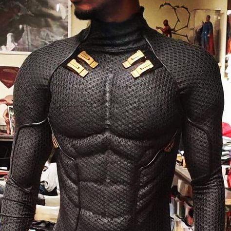 Rhodey on Instagram: “This project with @replica_industries is for an original Batman just imagine the logo on the chest and you will be able to see the magic…” Vigilante Suit Design, Original Batman, Drop Leg Holster, Tactical Suit, Sci Fi Costume, Muscle Suit, Batman Suit, Batman Inspired, Black Men Fashion Urban