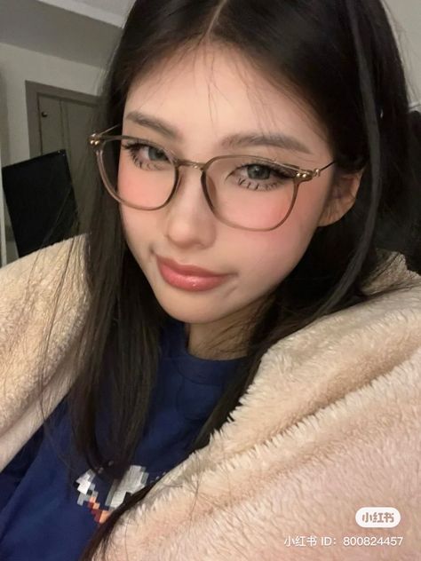 Eyeglass Makeup Look, Glasses Inspo Long Face, Eyeglasses For Long Face Women, Glasses For Round Faces Asian, Glasses Ideas For Round Face, Glasses Frames For Diamond Face Shape, Glasses Frames For Long Faces, Glasses On Asian Women, Slightly Angled Glasses