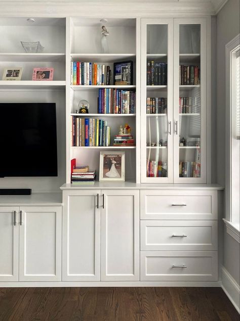 Tv And Bookcase Wall, Living Room Built In Units, Built In Tv Unit, Built In Tv Cabinet, Built In Tv Wall Unit, Tv Kastenwanden, Built In Wall Units, Built In Entertainment Center, Bookcase Cabinet