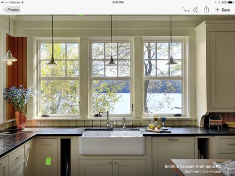 Window mullions on top only Window Over Kitchen Sink, Rustic Farmhouse Style Kitchen, Farmhouse Style Kitchen Decor, Over Kitchen Sink, Kitchen Sink Lighting, Window Over Sink, Kitchen Window Design, Farmhouse Windows, Rustic Kitchen Design