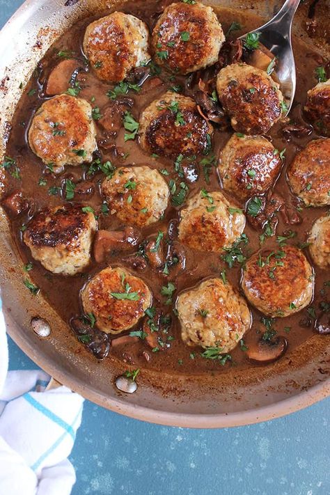 Chicken Marsala Meatballs Recipe - The Suburban Soapbox Chicken Marsala Meatballs, Mealprep Freezer, Marsala Meatballs, Salisbury Steak Recipes, Oven Baked Chicken Breasts, One Pot Dinner, Chicken Marsala, Easy Chic, Swedish Meatballs