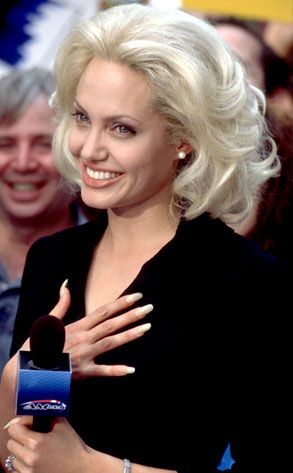 ANGELINA JOLIE: MOVIE STAR! LIFE OR SOMETHING LIKE IT Angelina Jolie Blonde, Life Or Something Like It, Vivienne Marcheline Jolie Pitt, Angelina Jolie Movies, Angelina Jolie Makeup, Blonde Movie, Angelina Jolie Photos, Girls Run The World, Woman Movie