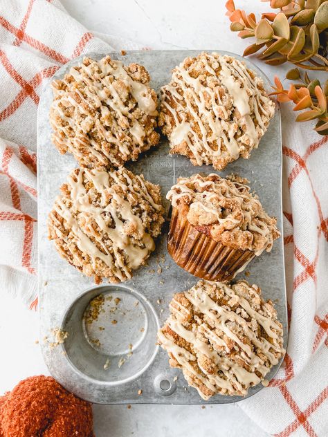 Costco Pumpkin Streusel Muffins, Pumpkin Cinnamon Streusel Muffins, Pumpkin Chocolate Chip Streusel Muffins, Crumble Top Muffins, Pumpkin Crumb Muffins, Pumpkin Muffins Crumb Topping, Pumpkin Banana Streusel Muffins, Cinnamon Swirl Banana Muffins, Pumpkin Muffins Bakery Style