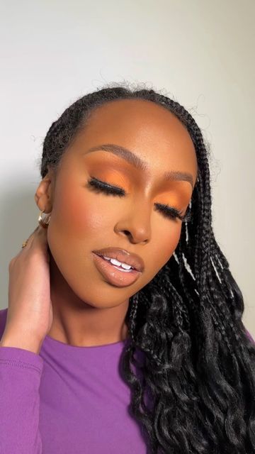 NHB ARTISTRY on Instagram: "Orange eyes 😍 . . . #ukblackgirlmakeup #londonmakeupartist #softglam" Rusty Orange Makeup Look, Orange Eyeshadow Black Women, Pop Of Orange Makeup, Light Orange Makeup Look, Orange Soft Glam Makeup Black Women, Orange Fall Makeup Looks, Burnt Orange Eyeshadow Looks Black Women, Orange Inspired Makeup, Orange Blush Black Women