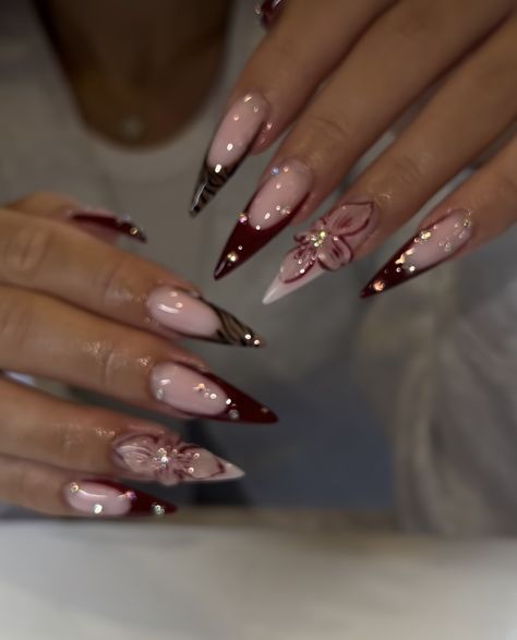 Coffin Birthday Nails Designs, Birthday Nails In December, Nails Acrylic December, Baddie New Years Nails, Medium Square Acrylic Nails Winter, Birthday Nails December, Almond Nails New Years, Zodiac Birthday Nails, Elegant Acrylic Nails Classy