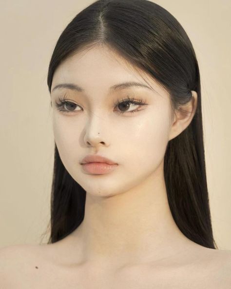 Ulzzang Makeup, Ethereal Makeup, Cute Makeup Looks, Asian Eye Makeup, Makeup Makeover, Asian Makeup, Girls Makeup, Pretty Makeup, Artistry Makeup