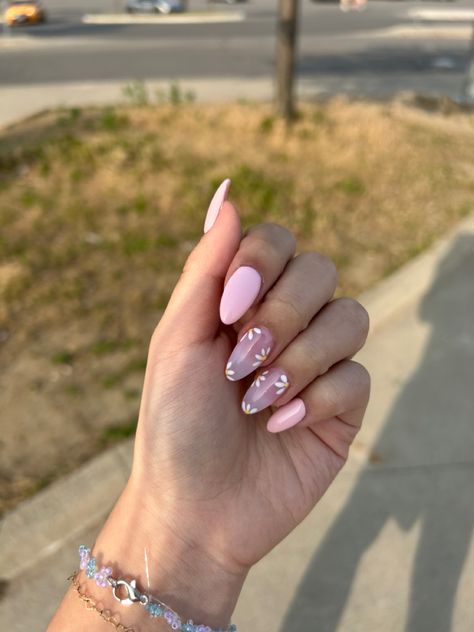 Blush Nails With Flowers, Babyshower Nails For A Girl, Simple Nails For Nurses, Pink Mother's Day Nails, Nails For Labor And Delivery Mom, Baby Pink Nails With Flowers, Nails For Baby Girl Arrival, Baby Girl Nails Mom, Baby Girl Shower Nails