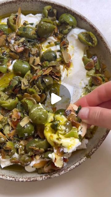 Ricotta With Crushed Olives, Sicilian Olives, Bunko Food, Dinner Ingredients, Olive Tapenade, Italian Salad, Girl Dinner, Finger Food Appetizers, Cheese Plate