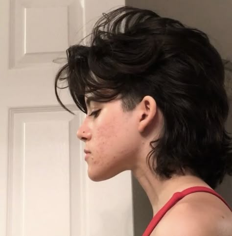 Mullet Haircut Woman, Shaggy Mullet, Mullet Hair, Shot Hair, Mullet Haircut, Hair Inspiration Short, Shot Hair Styles, Mullet Hairstyle, Cut My Hair