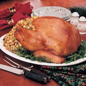 Classic Stuffed Turkey Recipe -"For years, my mother has stuffed a holiday turkey with this moist dressing," comments Kathi Graham of Naperville, Illinois. "Now I do the same thing. Its special flavor nicely compliments the tender, juicy slices of oven-roasted turkey." Cooking A Stuffed Turkey, Mozzarella Stuffed Turkey Meatballs, Turkey Food, Stuffed Turkey, Turkey Tenderloin, Homemade Stuffing, Stuffing Recipes For Thanksgiving, Naperville Illinois, Oven Roasted Turkey