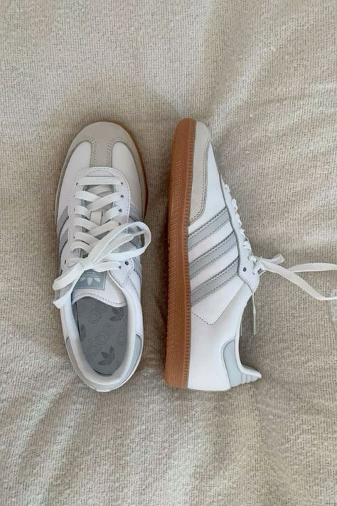 Adidas Shoes White, Samba Shoes, Pretty Sneakers, Trendy Shoes Sneakers, Preppy Shoes, Pretty Shoes Sneakers, Space Nk, Shoes Ideas, Shoe Wishlist