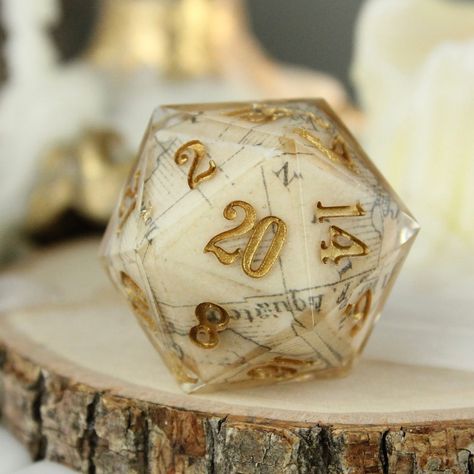 Dnd Dice Set Resin, Critical Role Table, D&d Dice Aesthetic, D&d Setup, Liquid Core Dice, Diy Dnd Dice, D&d Aesthetic, D&d Dice, Dungeons And Dragons Aesthetic