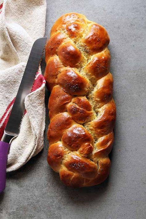 Challah Bread Recipes, Bigger Bolder Baking, Food Time, Challah Bread, King Food, Gateaux Cake, Cooking For Beginners, Yeast Bread, Challah