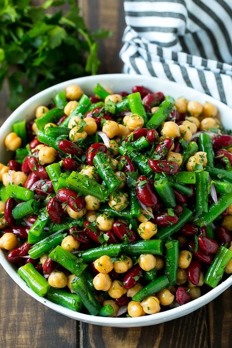 Classic 3-Bean Salad with Lemon Shallot Vinaigrette Green Beans Salad, Bean Salad Recipes Healthy, Good Green Bean Recipe, Five Bean Salad, Easy Green Bean Recipes, Asian Green Beans, 3 Bean Salad, Delicious Green Beans, Beans Salad