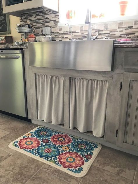 Easy Drop Cloth Curtain for My Cabinet Under the Sink Diy Kitchen Curtains, Curtains Bohemian, Sewing Curtains, Sew Curtains, Curtains Fabric, No Sew Curtains, Drop Cloth Curtains, Luxury Curtains, Rustic Curtains