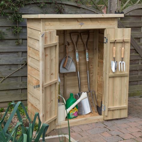 Garden storage ideas – 13 outdoor designs for tools, furniture and even the bins Shed Conversion Ideas, Shed Diy, Wooden Garden Storage, Small Garden Shed, Diy Construction, Garden Tool Storage, Forest Garden, Garden Store, Shed Design