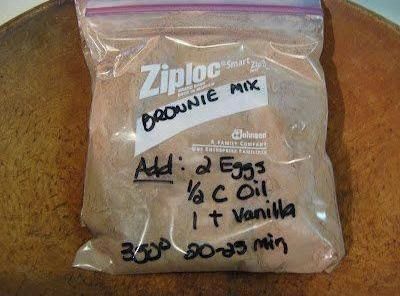 Bake @ 350 degrees for 20-25 minutes in an 8x8 or 9x9 pan. OR use the amazing Pampered Chef brownie pan and bake it in much less time - depends on your oven, check after 12-15 minutes of baking and remove when brownies are done! Betty Crocker Brownie Mix, Betty Crocker Cookie Mix, Pampered Chef Brownie Pan, Betty Crocker Fudge Brownies, Betty Crocker Cookies, Brownie Mix Recipes, Homemade Brownie Mix, Homemade Brownie, Brownies From Scratch