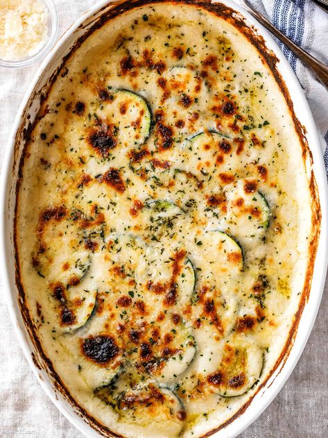 Zucchini Au Gratin, Zucchini Recipes Baked, Zucchini Gratin, Au Gratin Recipes, Roast Zucchini, Baked Zucchini, Zucchini Casserole, Cheesy Zucchini, Vegetable Side Dishes Recipes